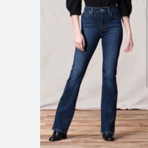 Levi’s 725 boot cut jean in dark horse dark wash